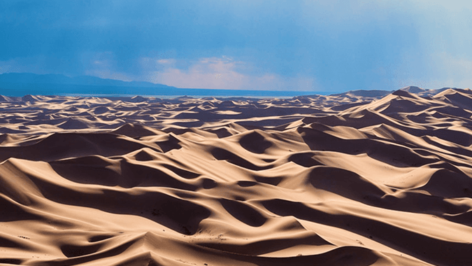 Khongor Sand Dunes